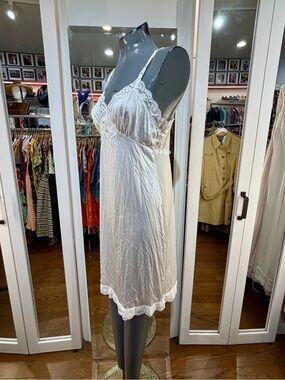 Vassarette 60’s Slip midi Dress lingerie Lace whimsical flowy coquette Fairycore